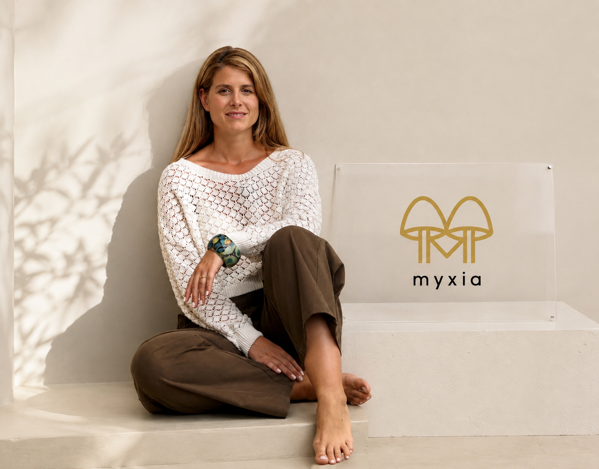 quién está detrás de MYXIA